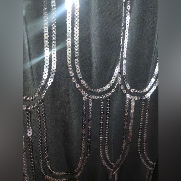 Dress sleeveless tank style midi. Super light fabric any occasion - Picture 4 of 7